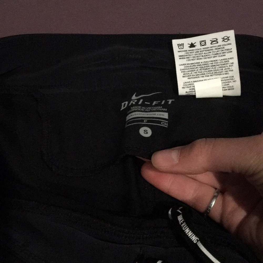 Capris - Picture 4 of 5